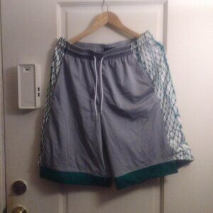 AND1 Men’s Basketball Shorts – Grey w/ Green & White Pattern (Size L)